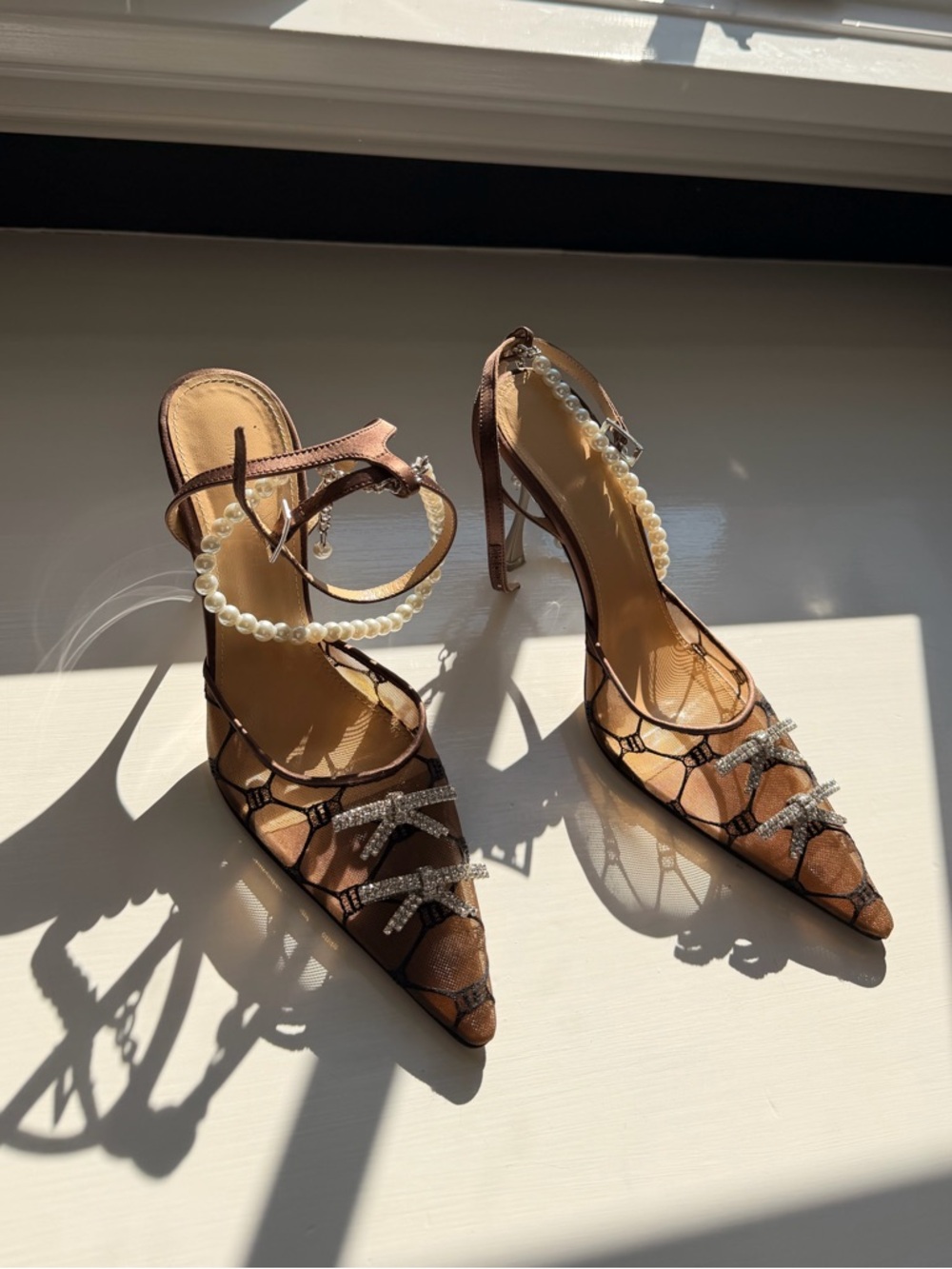 Mach & Mach Pearl heels